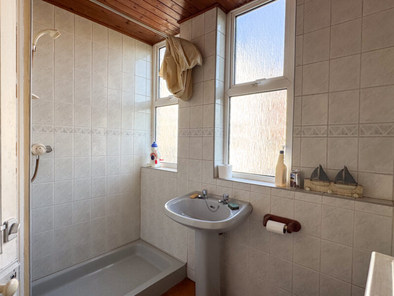 Arrandale, 1 Royal Terrace, Onchan, photograph 9