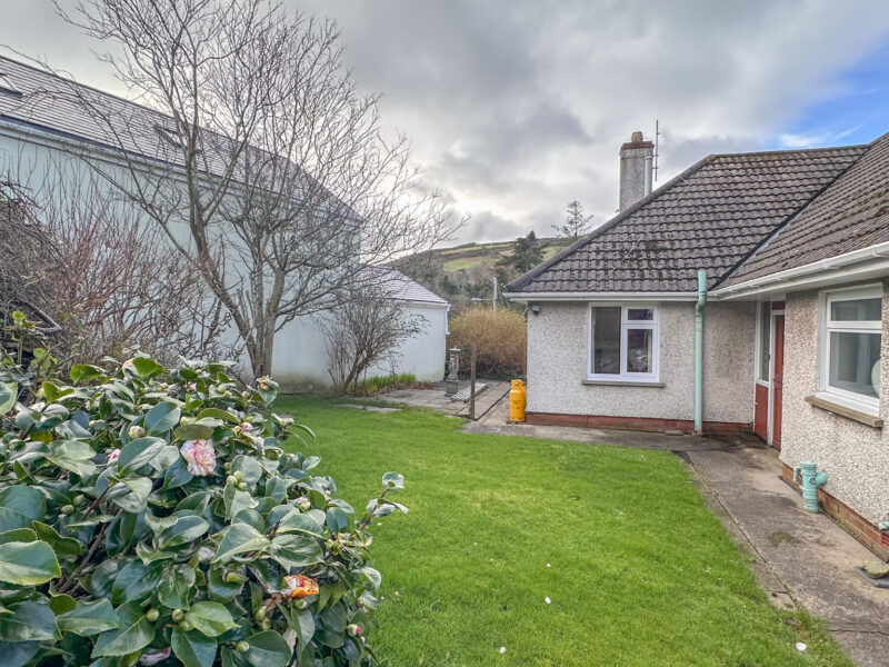 1 Glen Close, Glen Maye, photograph 26