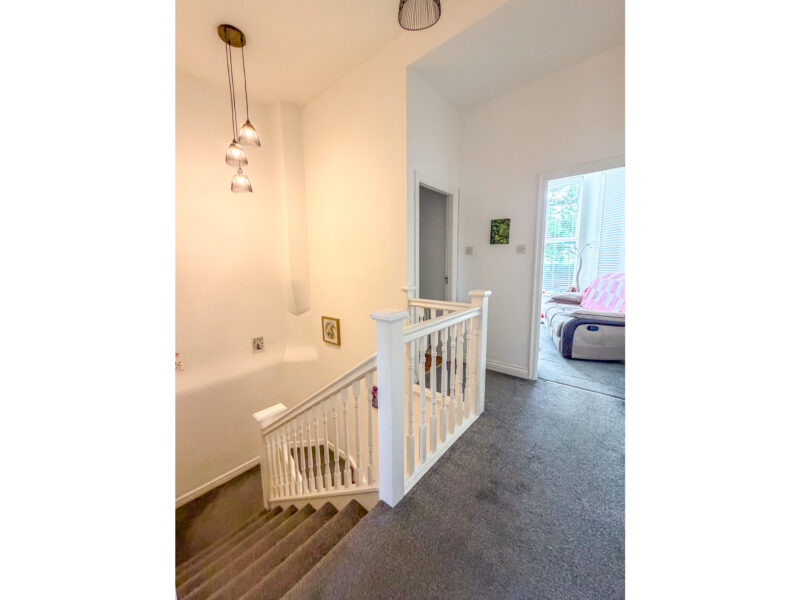 Apt 1, 16 Derby Square, Douglas, photograph 2