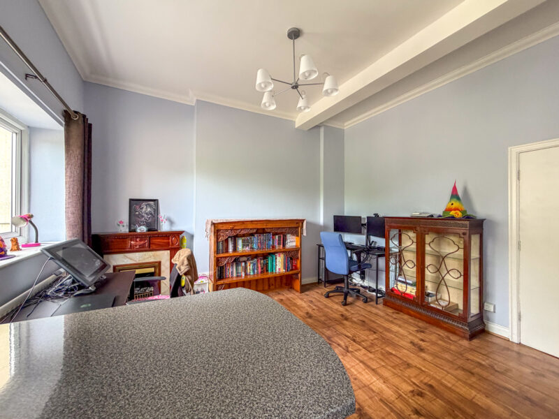 Apt 1, 16 Derby Square, Douglas, photograph 6
