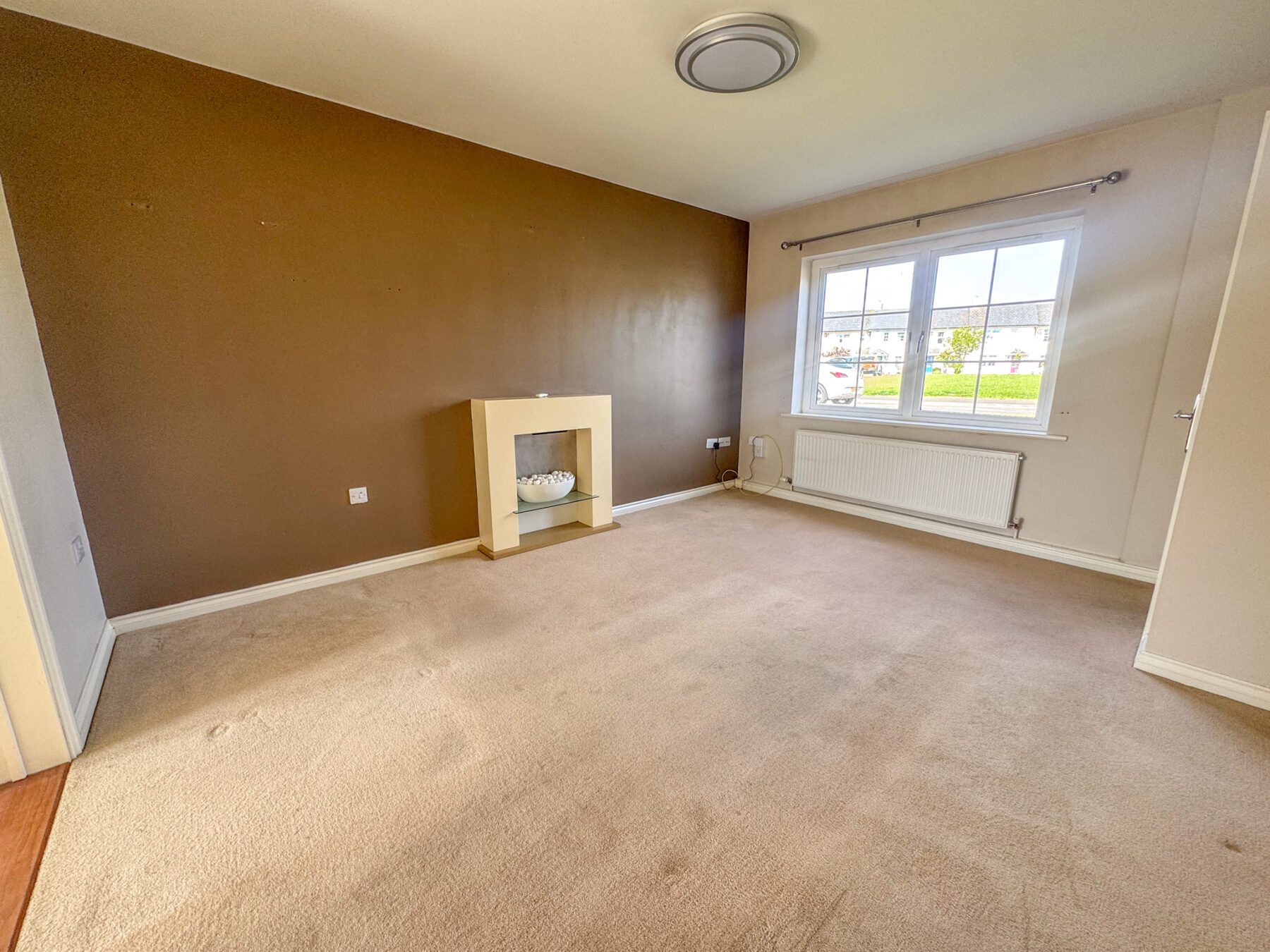23 Raad Bridjeen, Peel