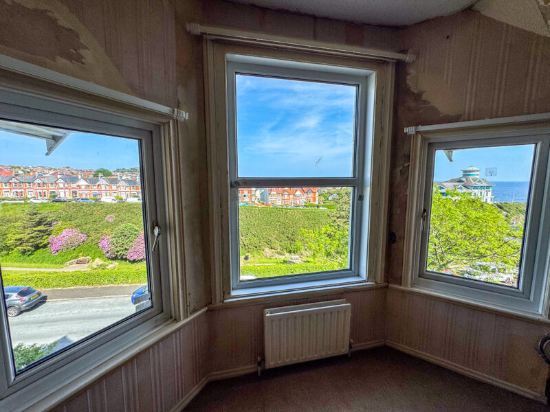 Apartment 3, 29 Royal Avenue West, Onchan, photograph 2