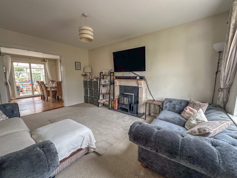 15 Oak Road, Peel, photograph 3