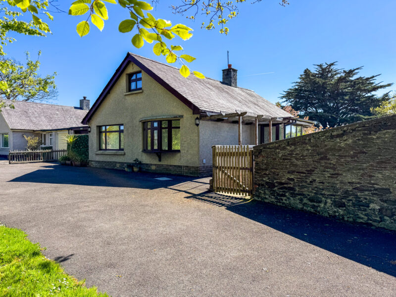 Cormin, Main Road, Glen Vine