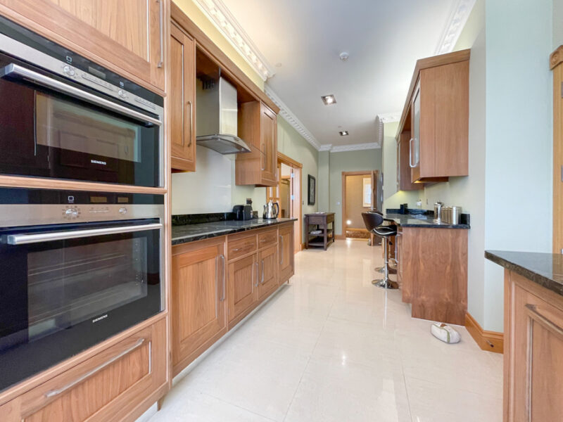 Apartment 3, Coutts House, Onchan, photograph 8