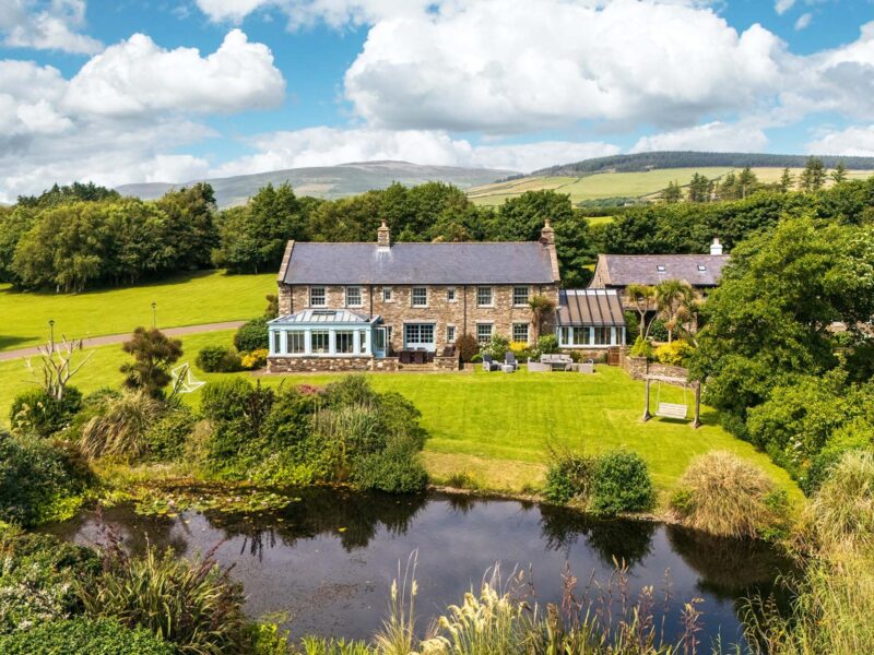 Ballaoates Farm, Glen Road, Colby