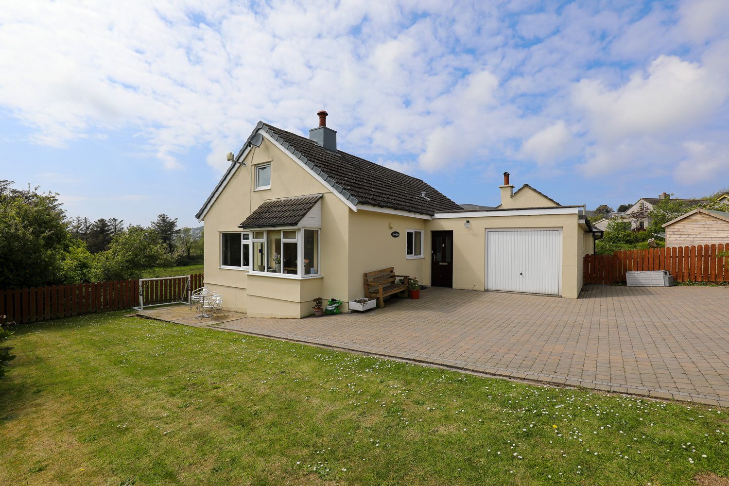 Dhoon Rushen, Surby Road, Port Erin, Isle of Man, IM9 6TE