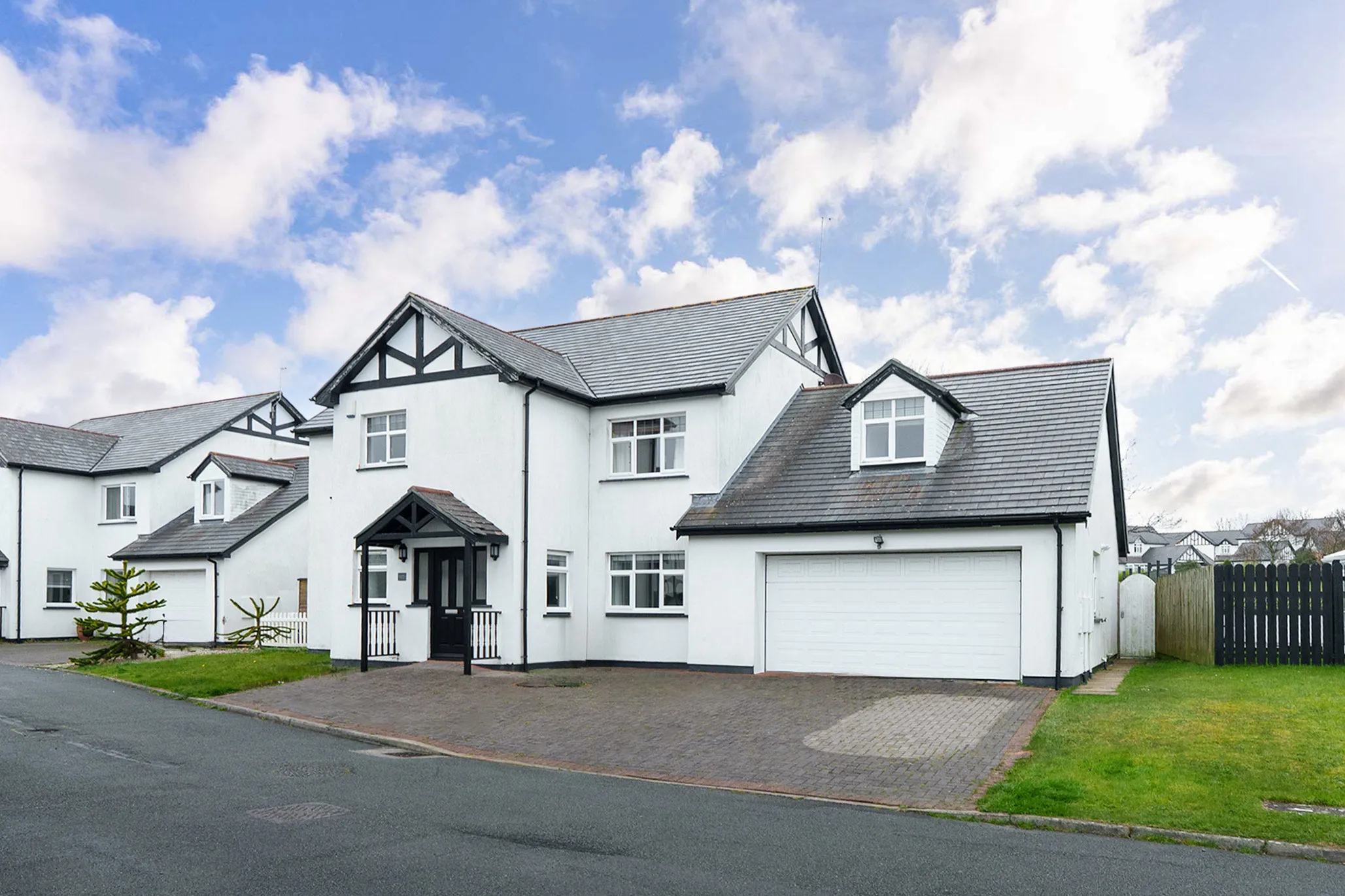 Spacious Five Bedroom Detached Home