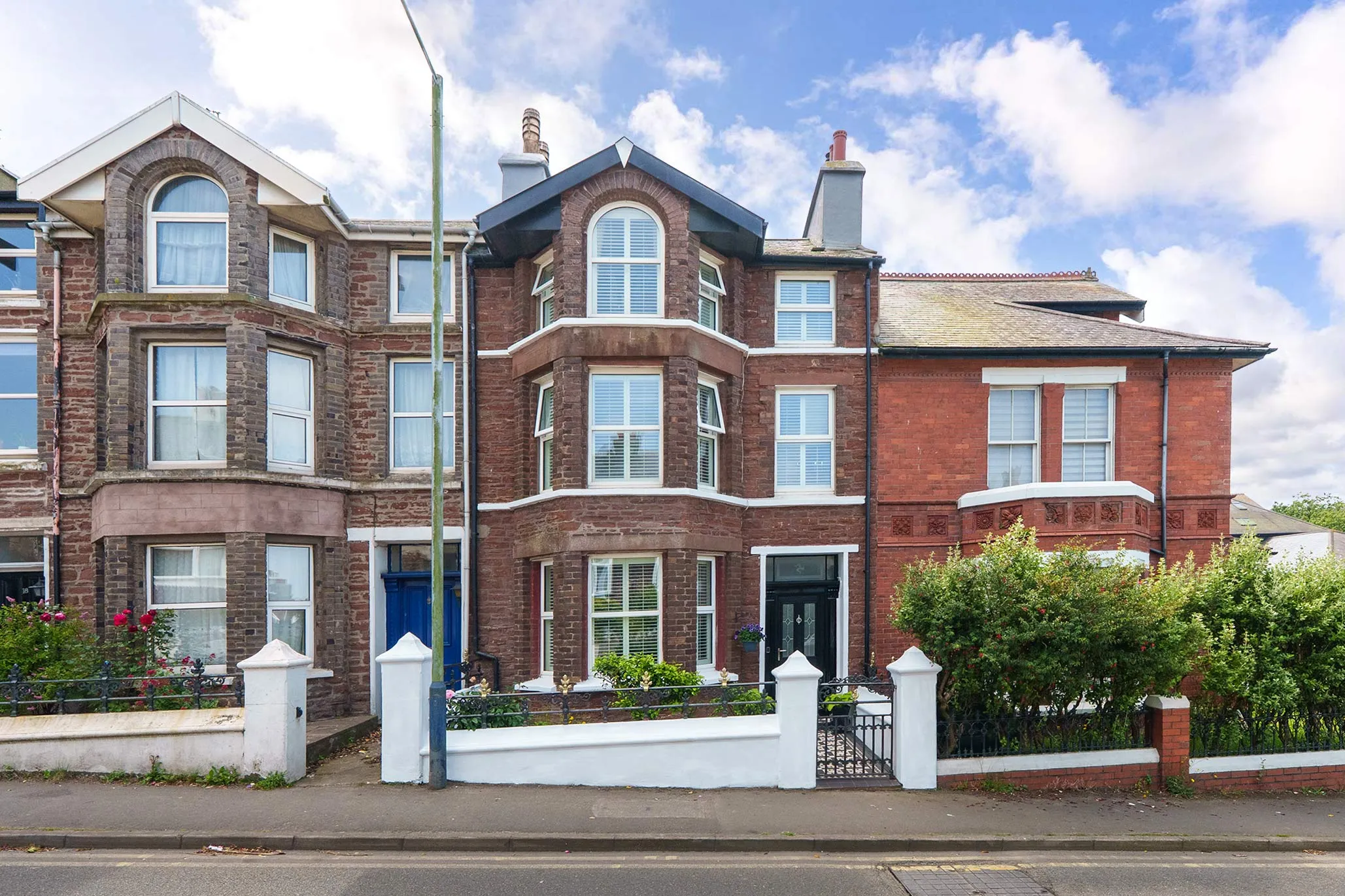 Beautifully Presented & Attractive Period Home