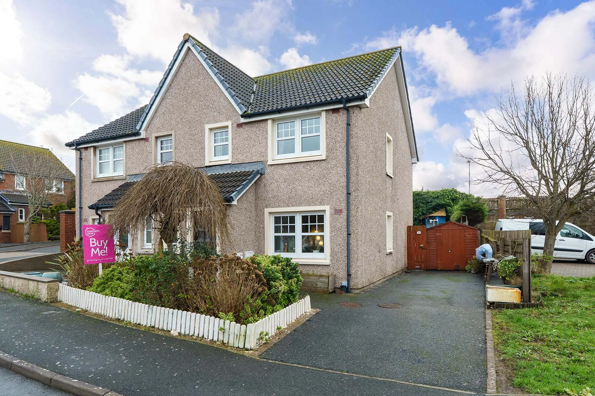 Stylish Presented Modern Semi with a Lovely Garden