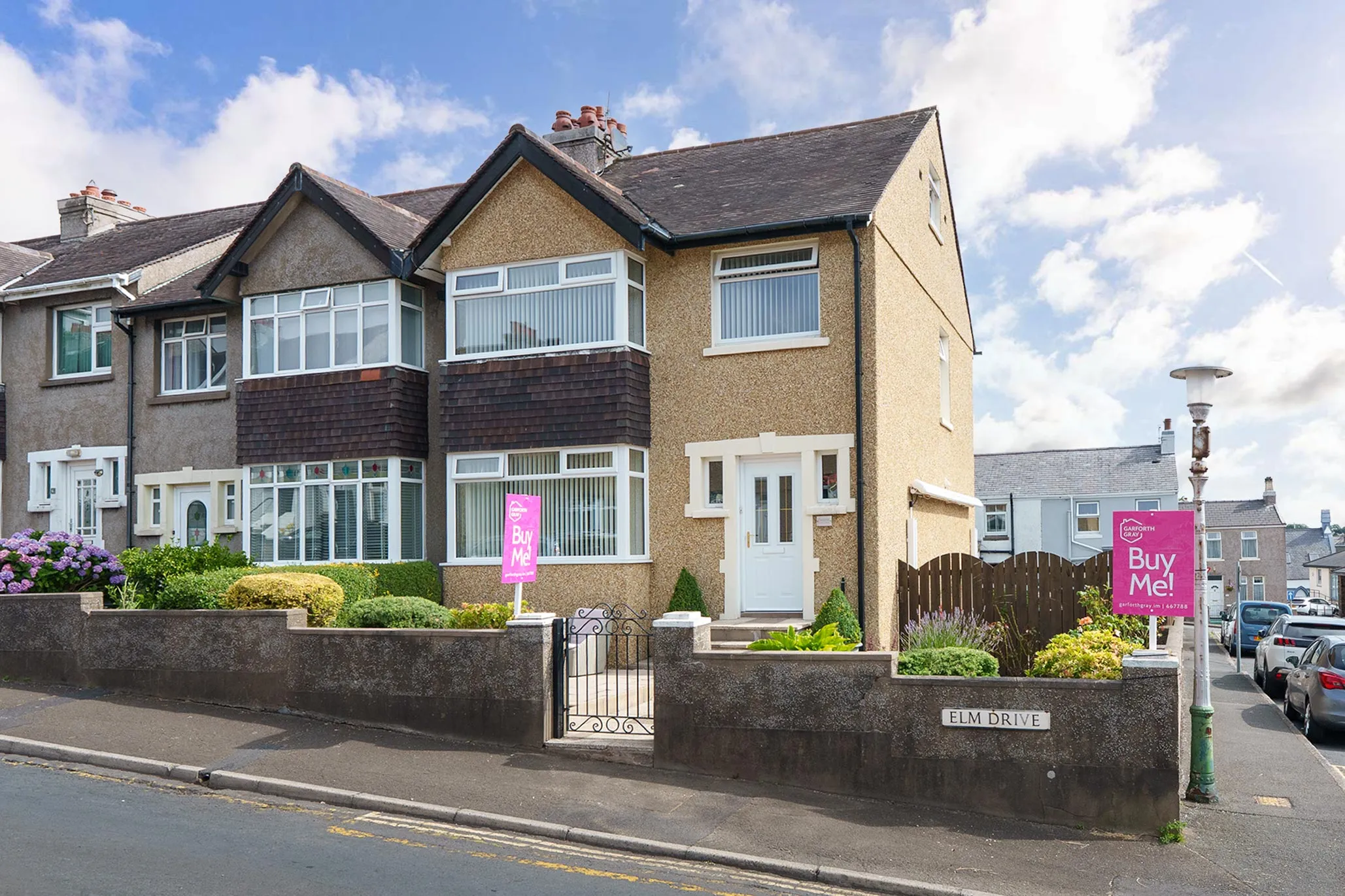 Stunning 4 Bedroom Home with Parking & Garage