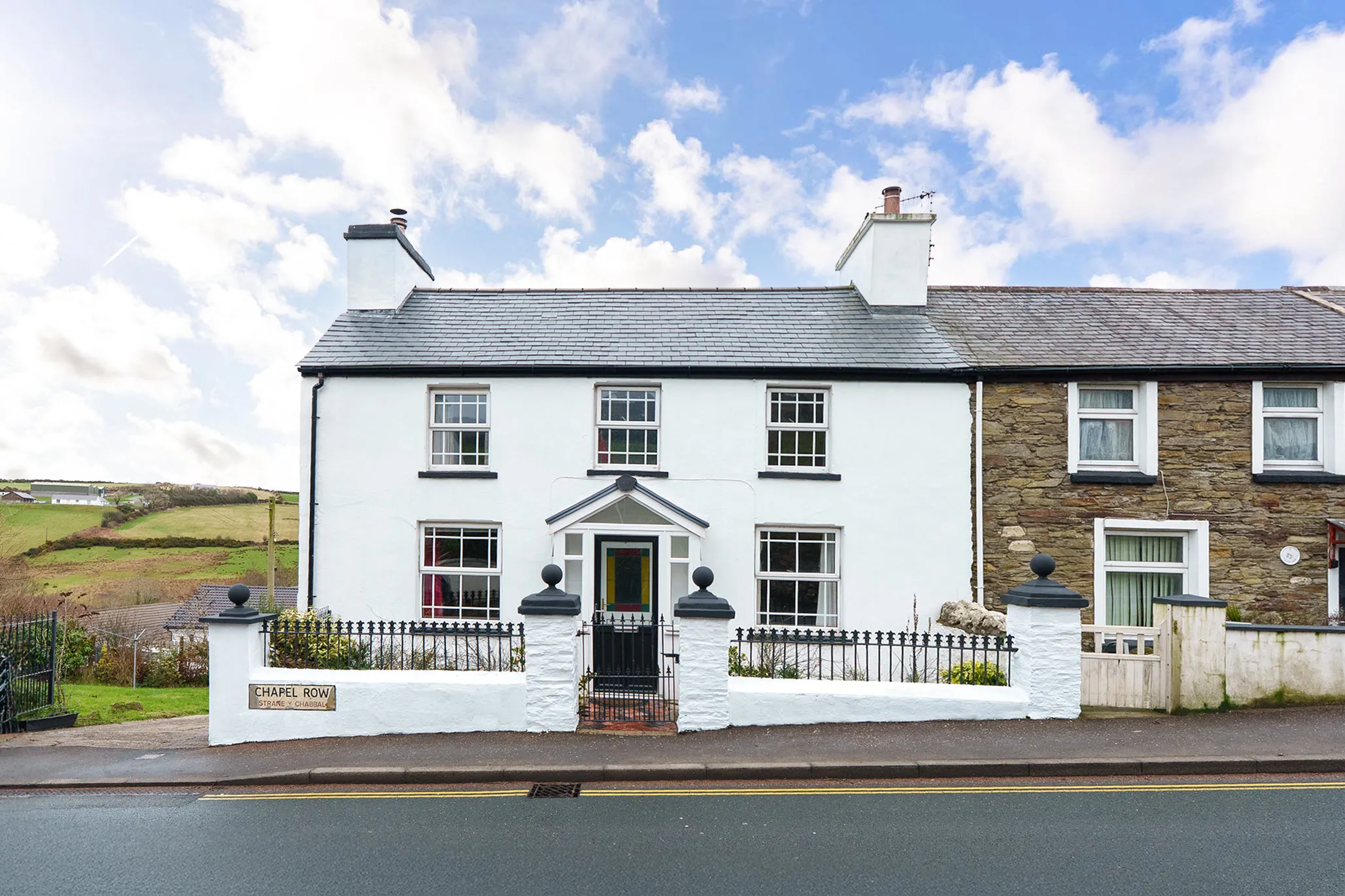 Deceptive Cottage with Annex & Large Garden