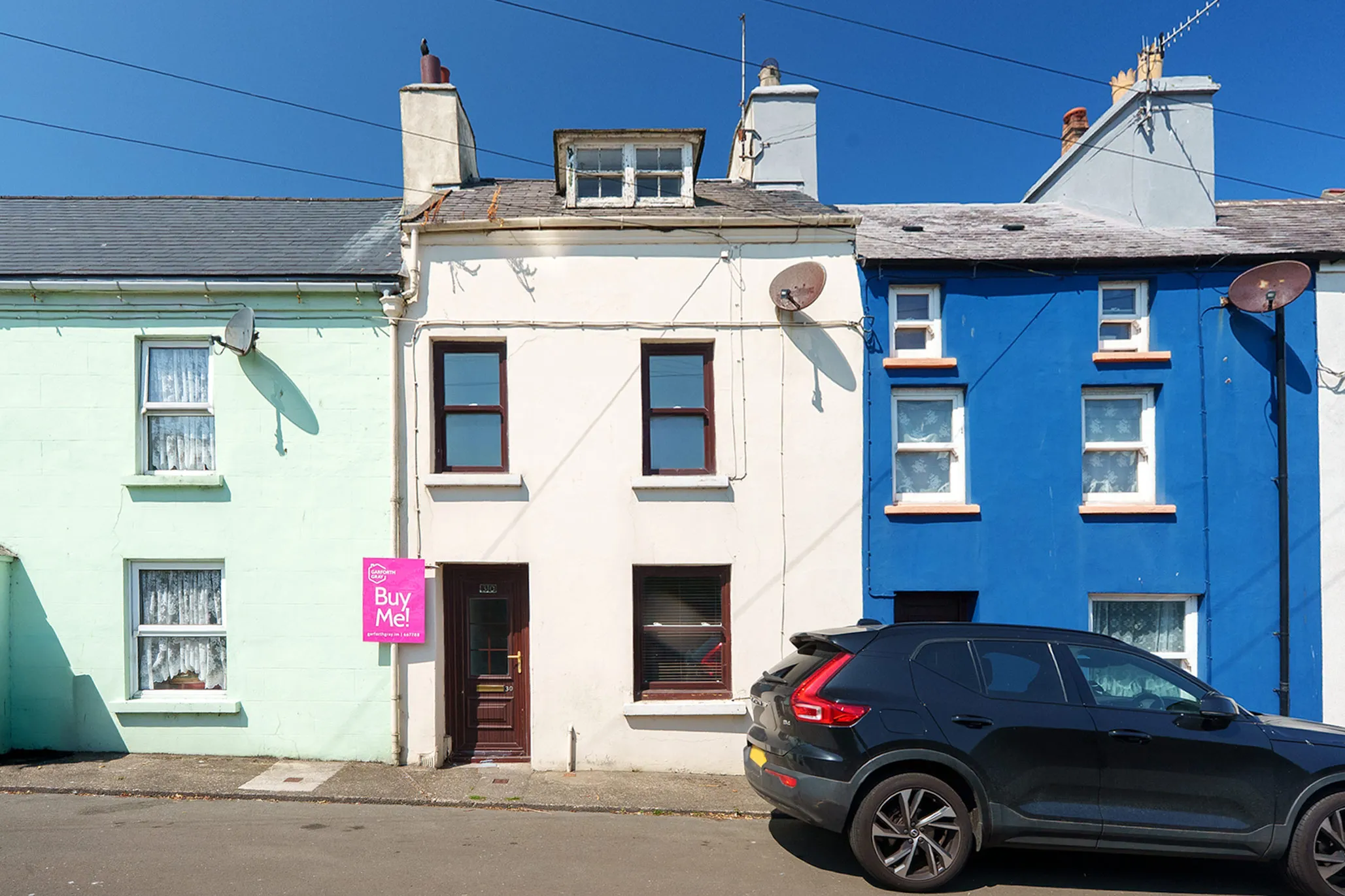 3 Bed Town House with a Garden & No Onward Chain