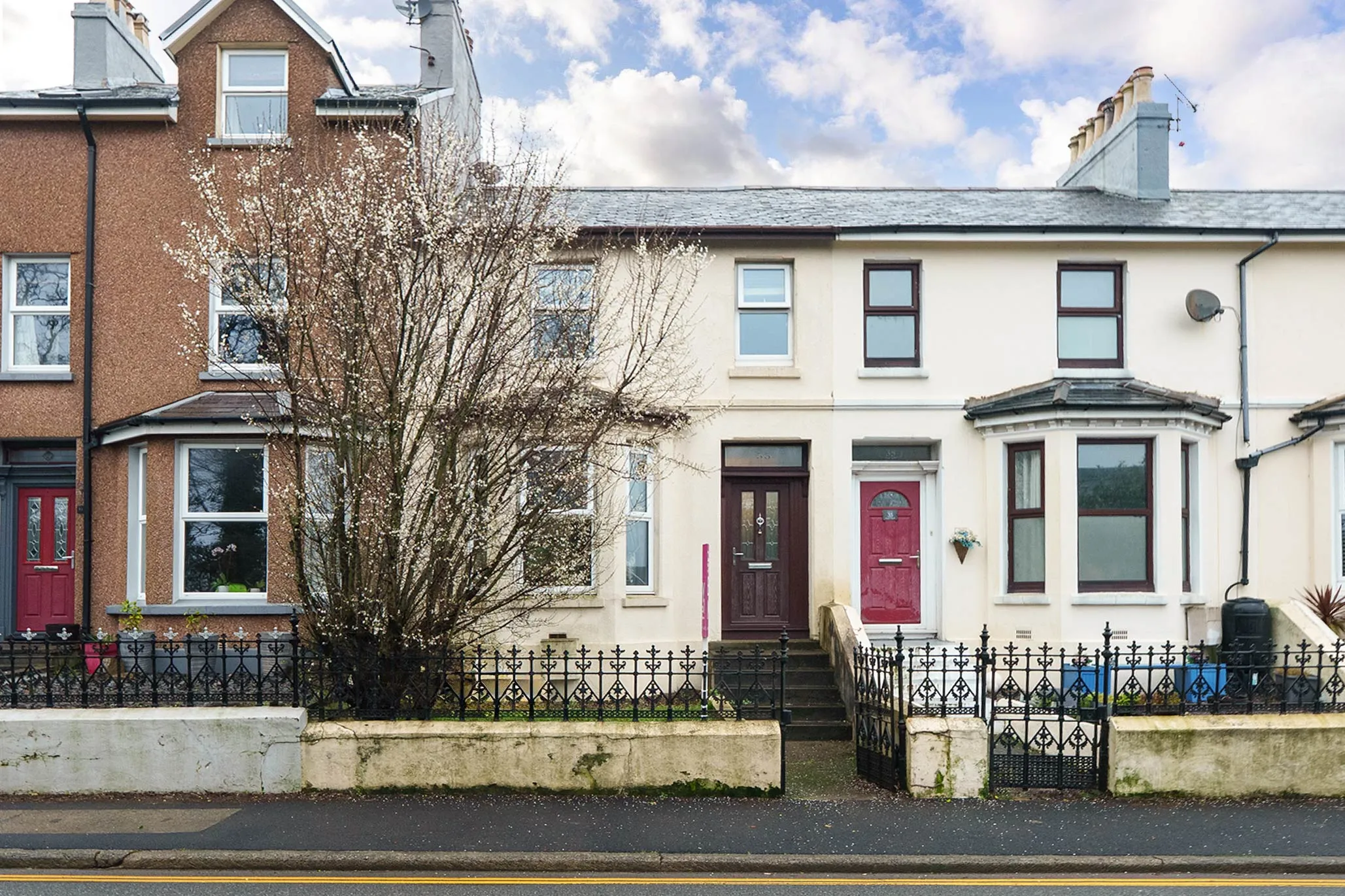 Well-Presented Family Home with Off-Road Parking