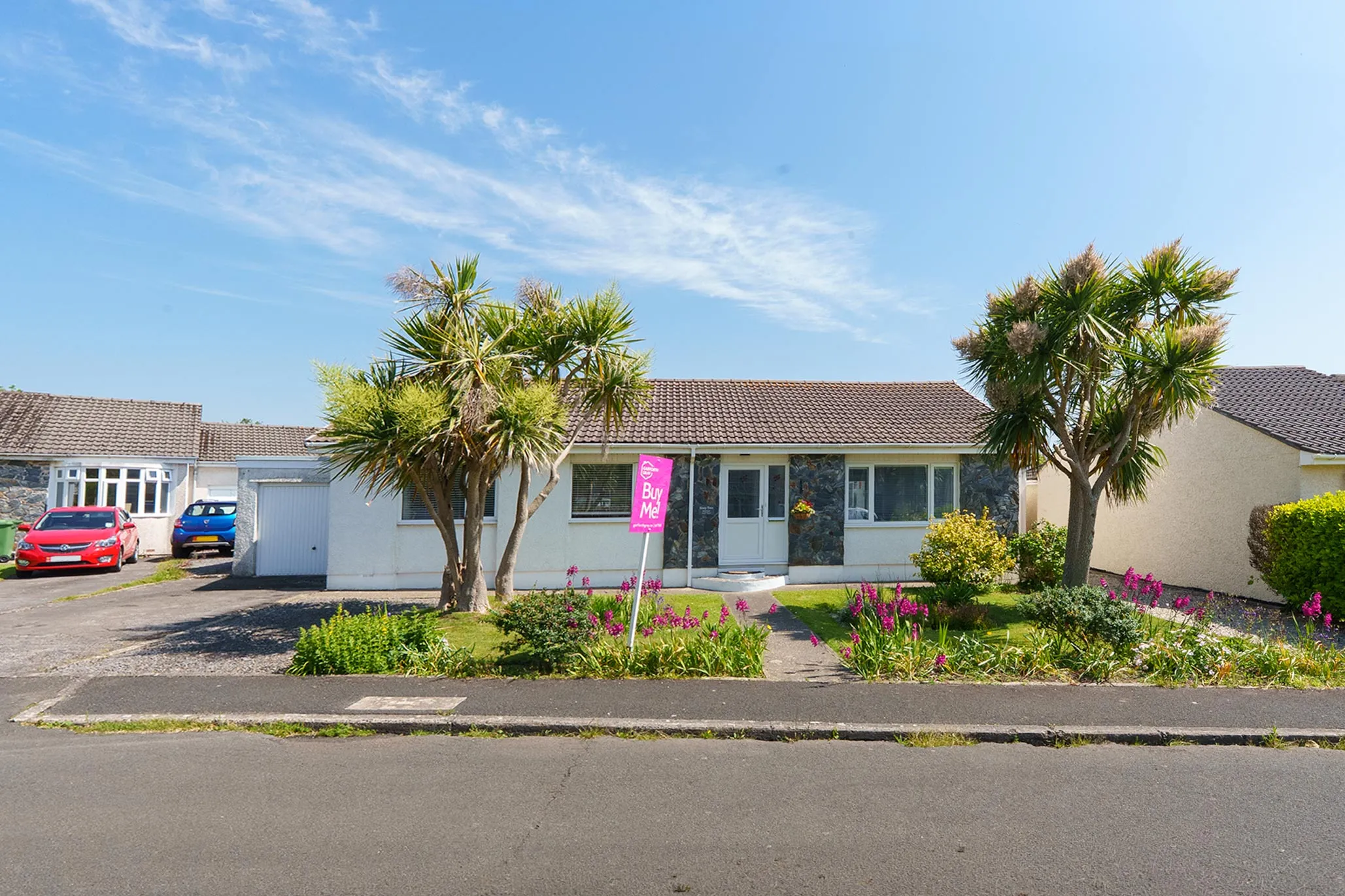 Well Presented True Bungalow with a Lovely Garden