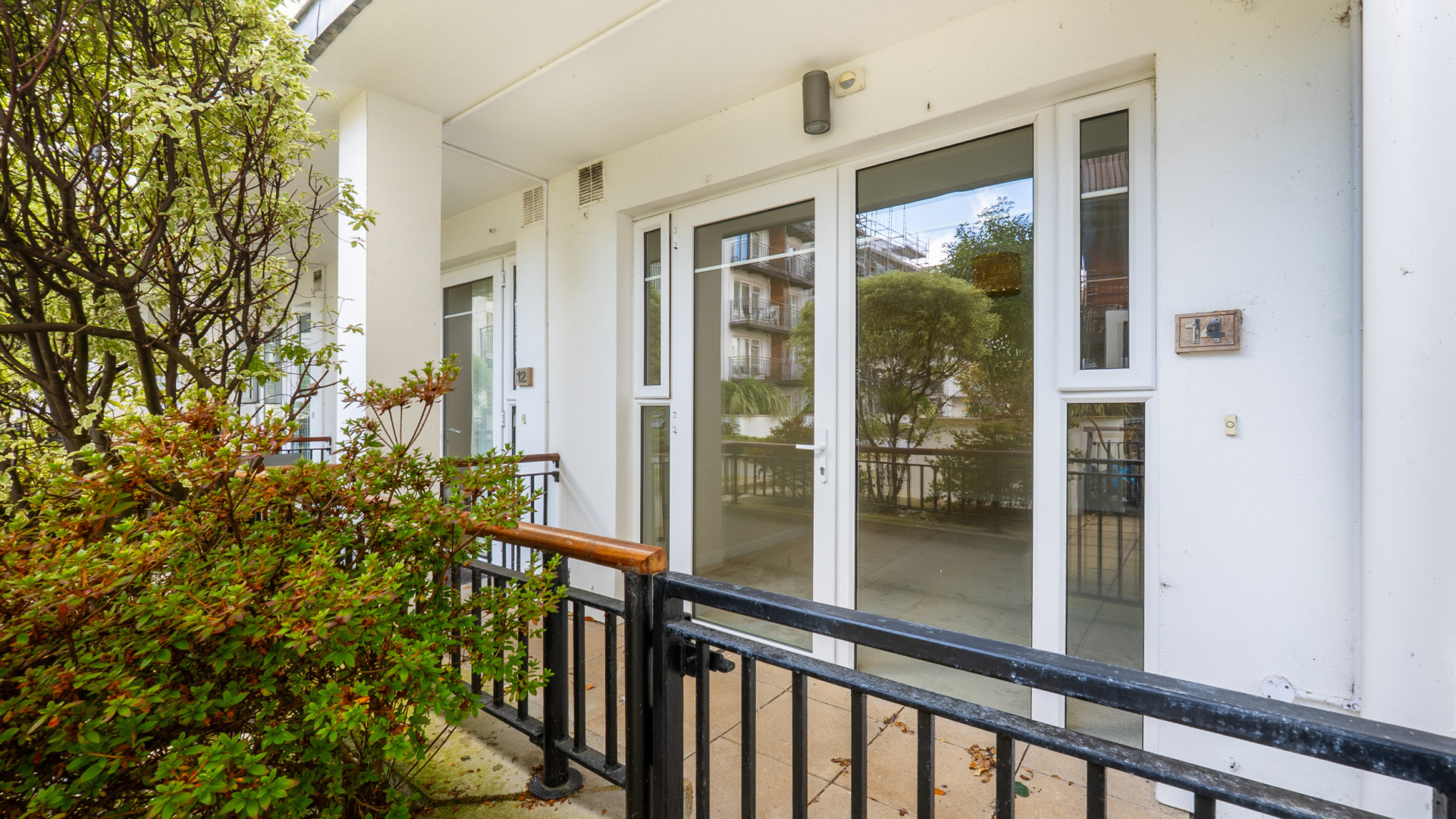 Apt. 14 Spectrum Apartments, Central Promenade, Douglas, IM2 4LL