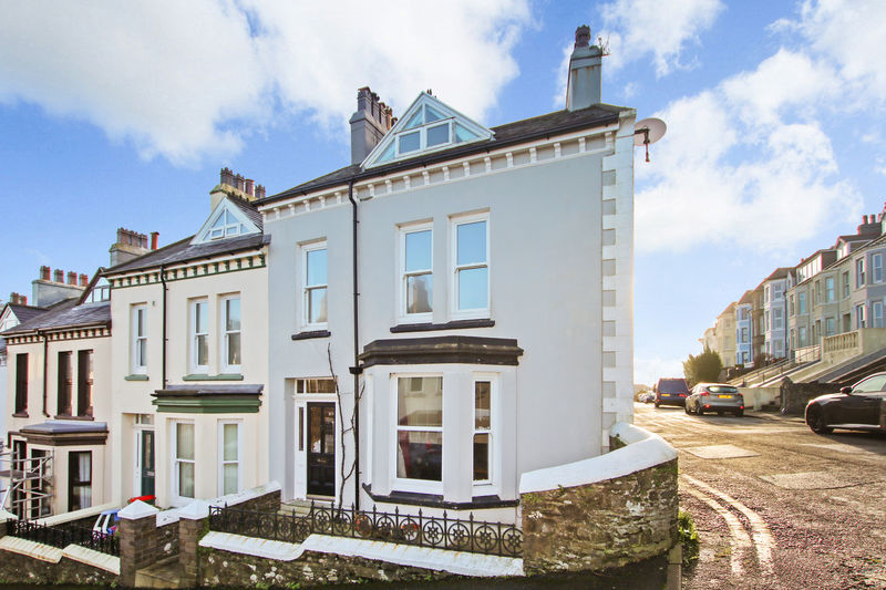 17 Victoria Road, Port St Mary