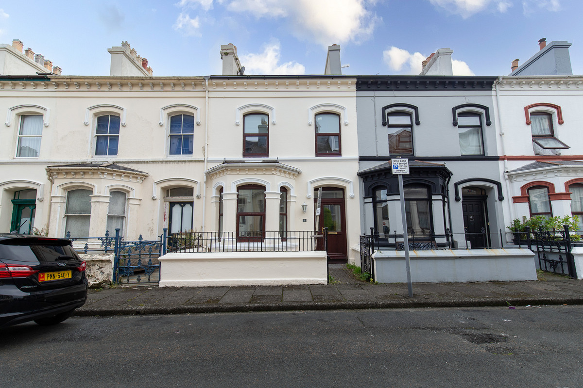 Richmond Grove, Isle of Man, IM1 3