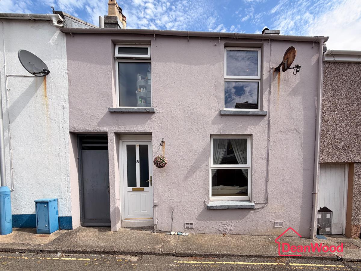 8 Peveril Terrace, Douglas