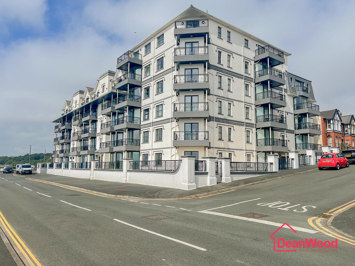 32 Kensington Place, Onchan, Isle of Man