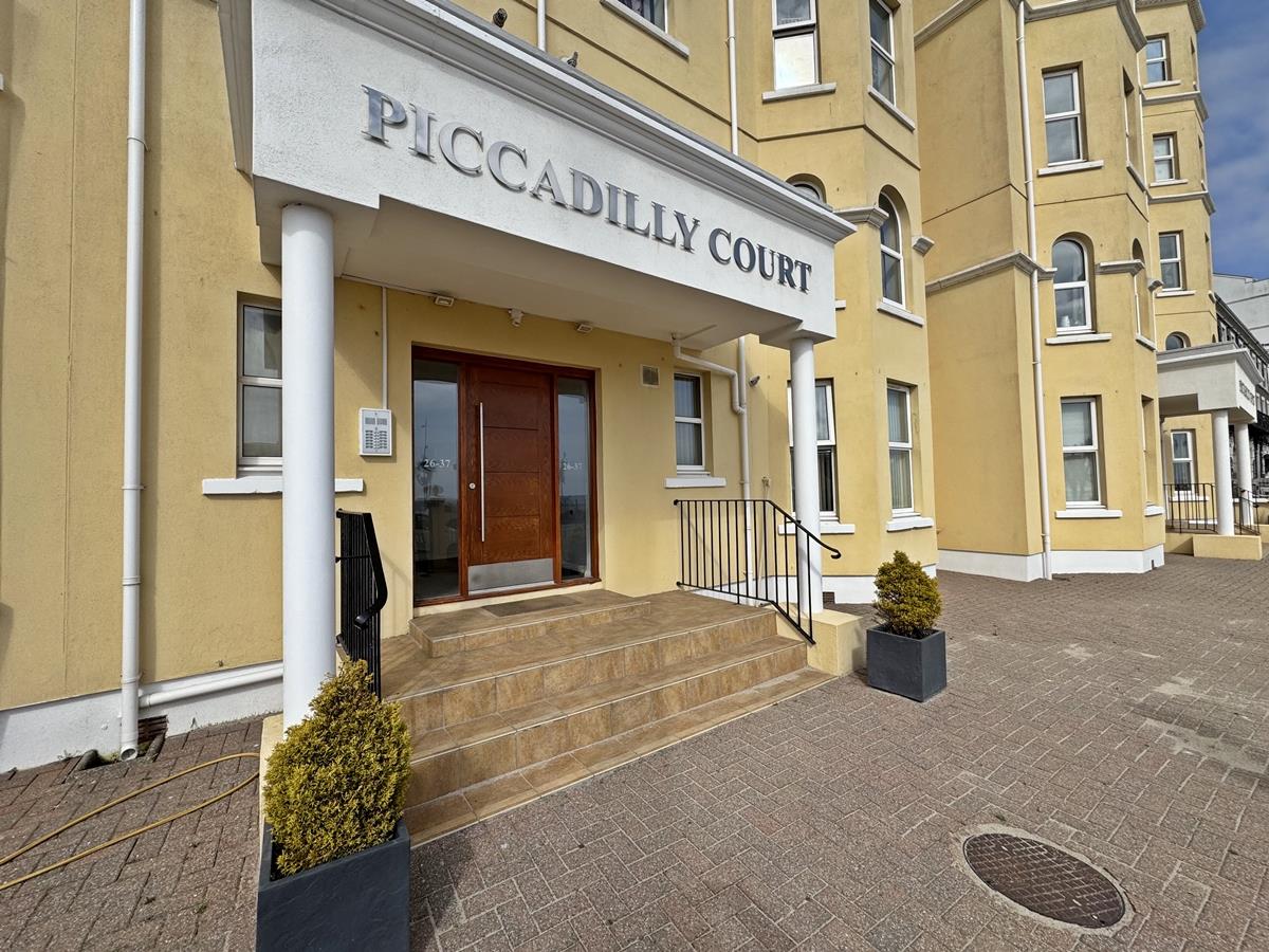 22 Piccadilly Court, Queens Promenade, Douglas, Isle of Man