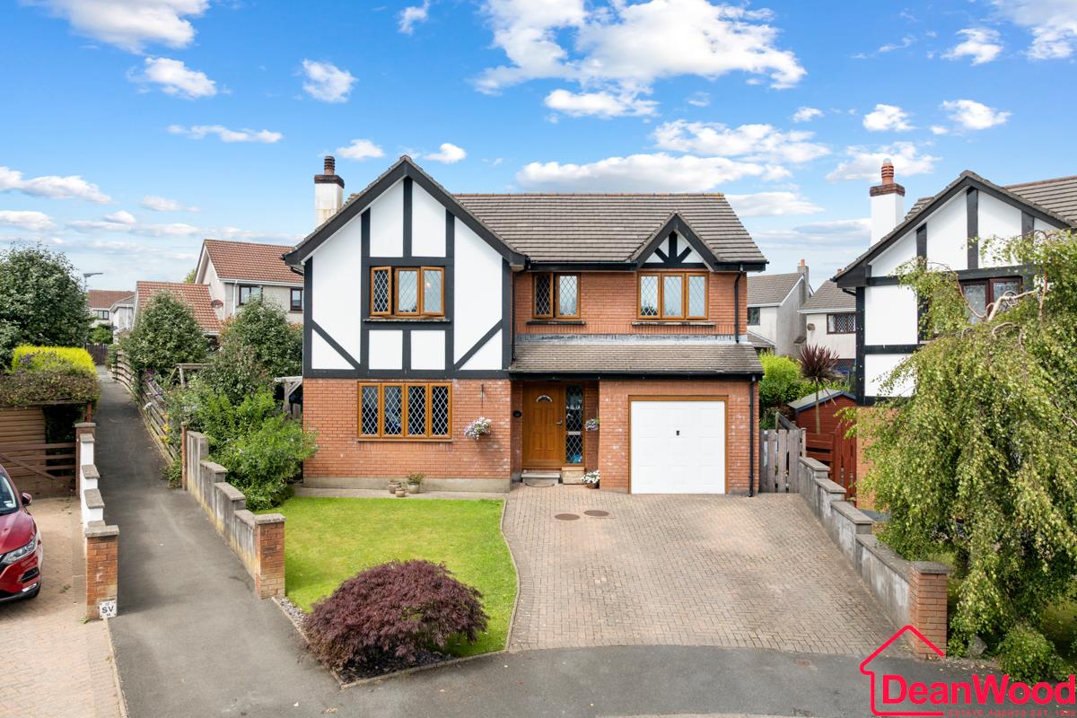 28, Pinehurst Avenue, Saddlestone, Douglas