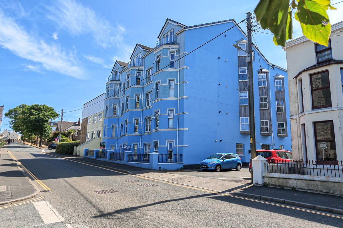 Waterloo Road, Isle of Man, IM8 1
