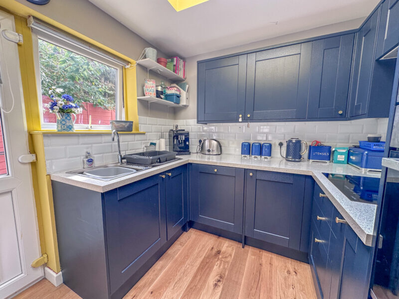 7 Stanley Road, Peel, photograph 9