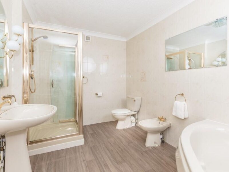 27 King Edward Bay, photograph 14