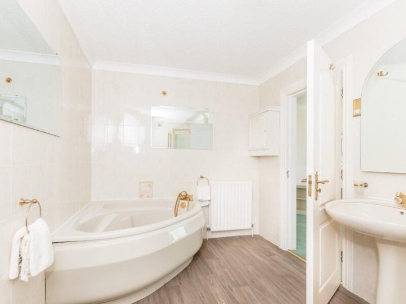 27 King Edward Bay, photograph 15