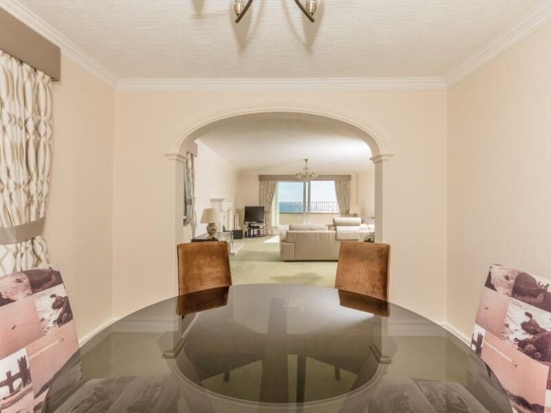 27 King Edward Bay, photograph 10