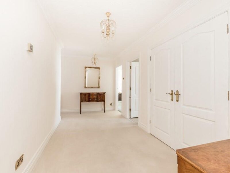 27 King Edward Bay, photograph 2