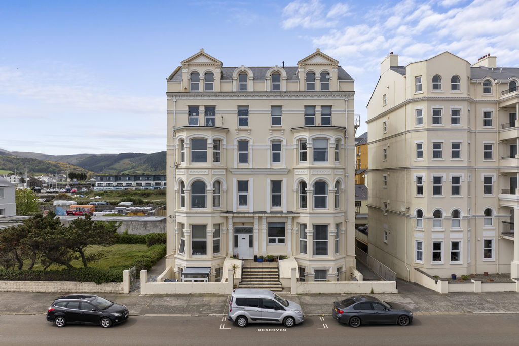 Flat 19/20 Isle of Alanis, Mooragh Promenade, Ramsey