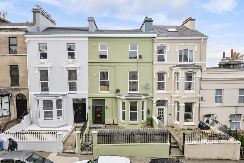 Flat 2, 11 Windsor Road, Douglas