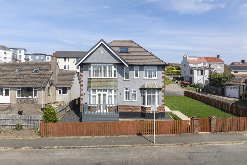Arnside, Bay View Road, Port Erin