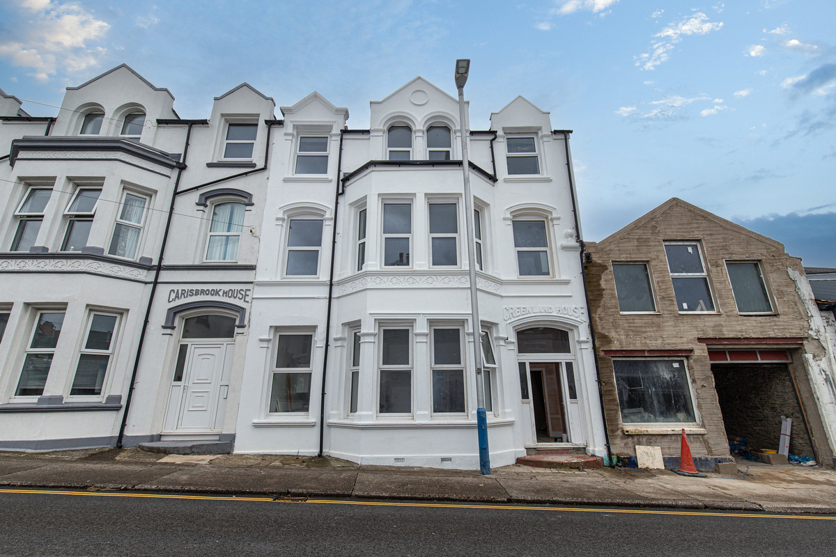Victoria Road, Isle of Man, IM2 4