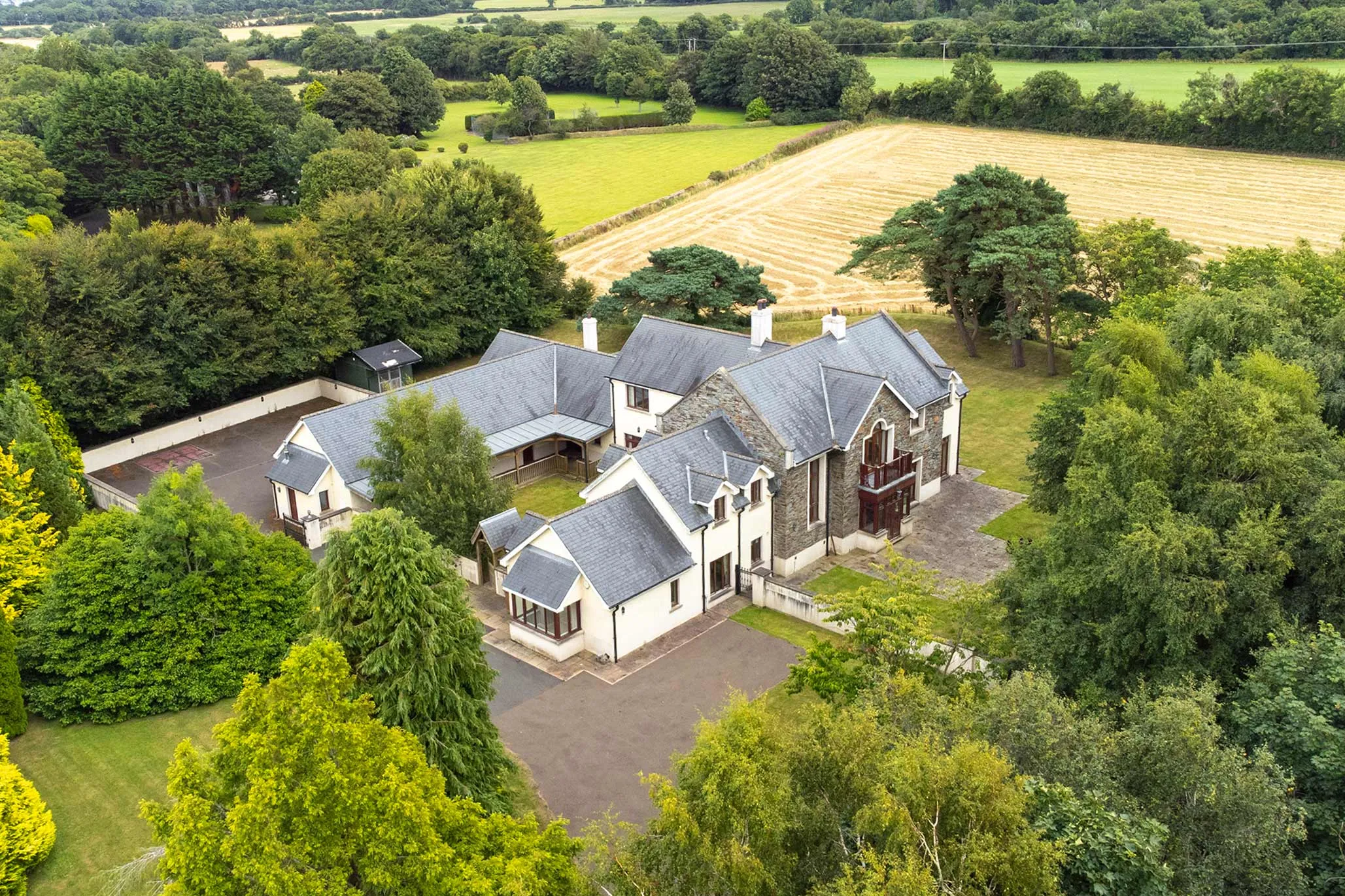 Elegant Countryside Living in a Parkland Setting