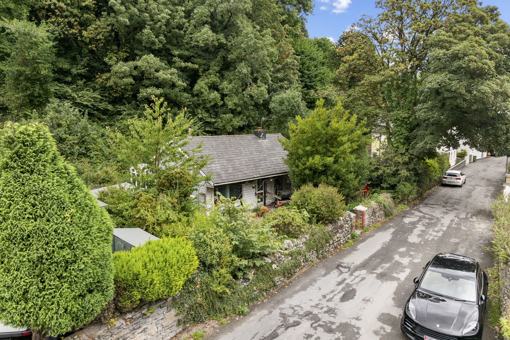 Lossan Y Twoaie, Glen Road, Laxey