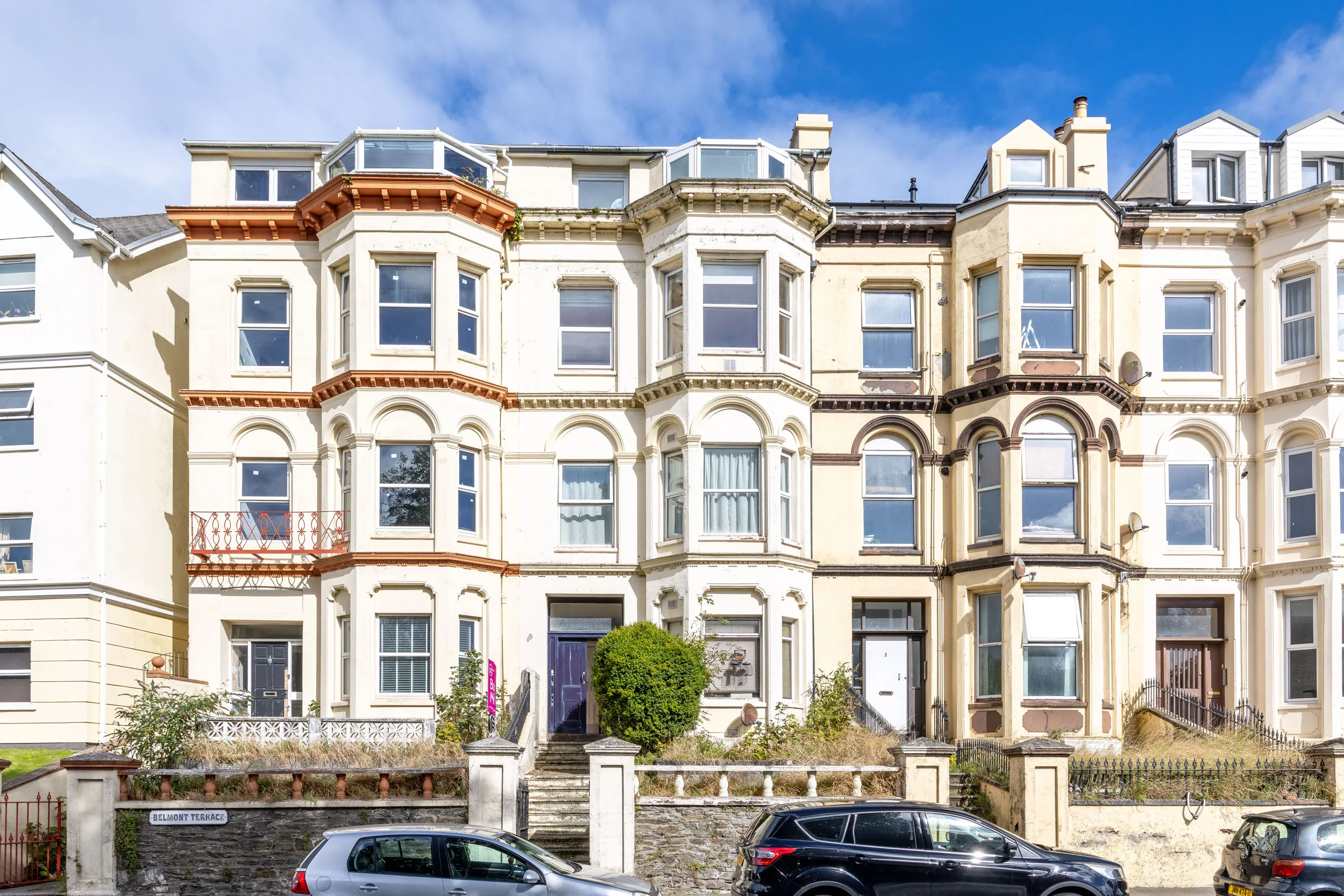 Conveniently Located Well Presented Flat