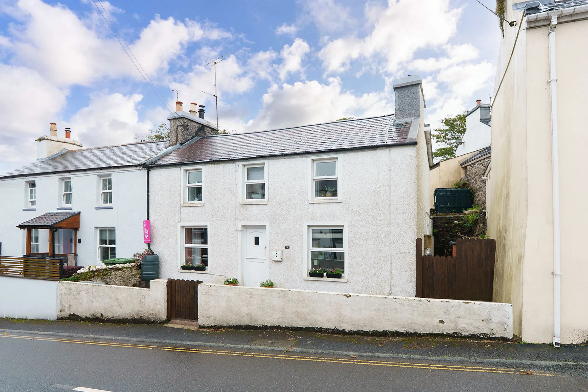 Cosy Four-Bedroom Cottage with Log Burners
