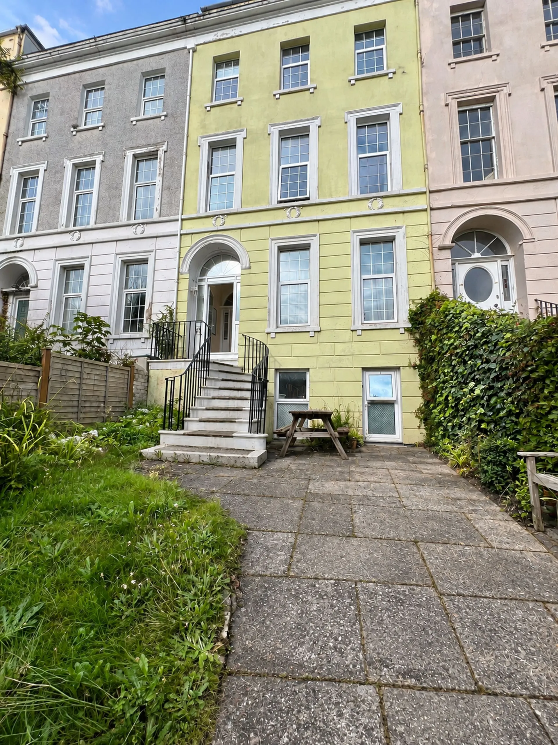Flat 4 7 Mona Terrace Douglas IM1