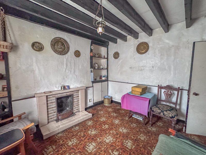 7 Church Lane, Peel, photograph 2