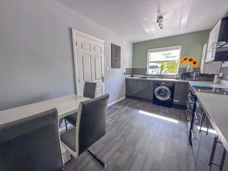 13 Birch Drive, Peel, photograph 6