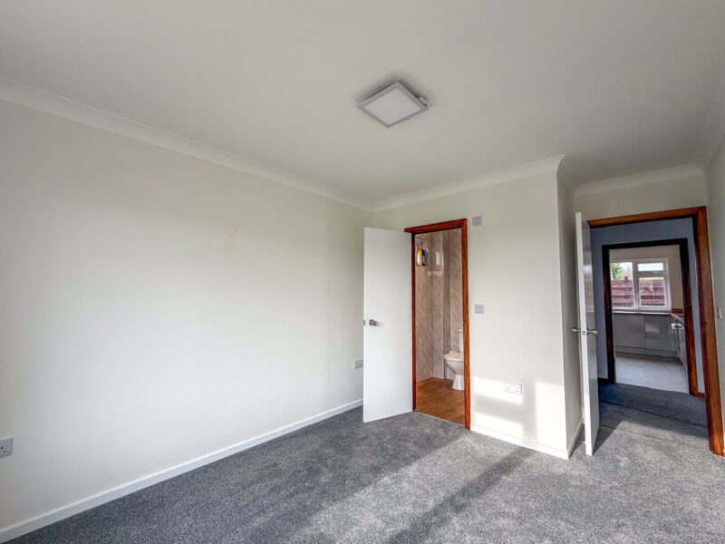 29 Westlands Avenue, Ramsey, photograph 8