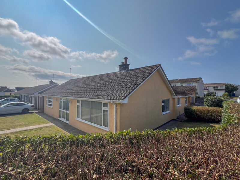9 Farrants Park, photograph 2