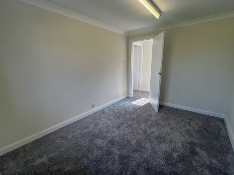 9 Farrants Park, photograph 20