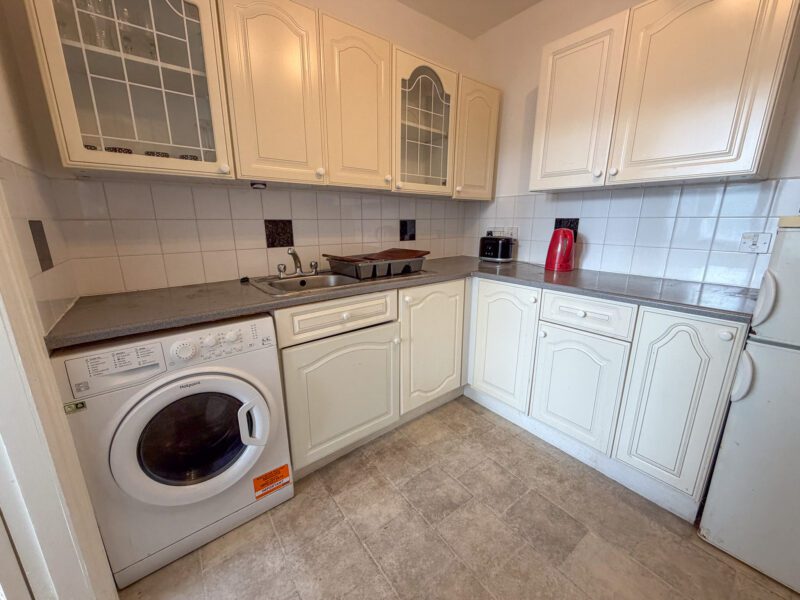 Flat 1, 9 Belmont Terrace, photograph 4