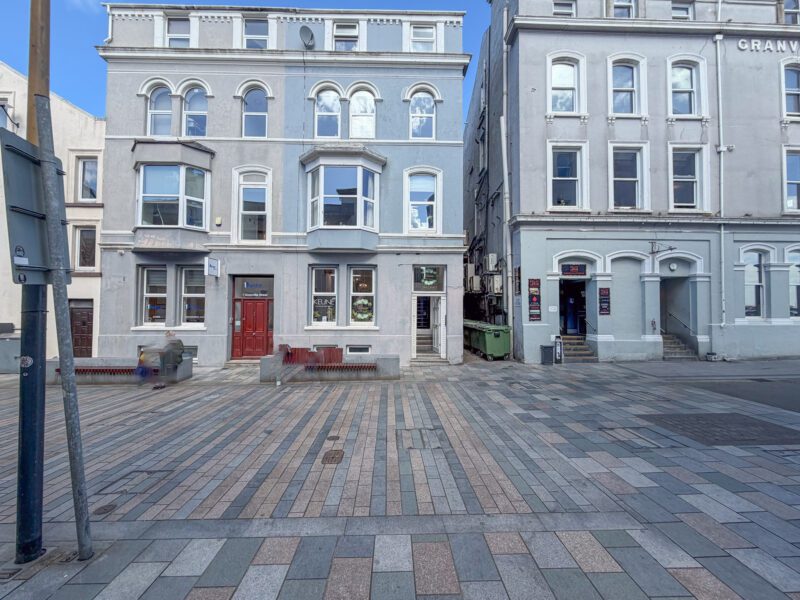 Flat 3, 3 Granville Street