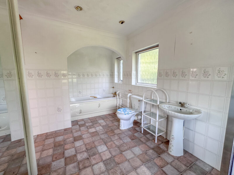 Thalloo Ard, 19 Queens Drive, Peel, photograph 24