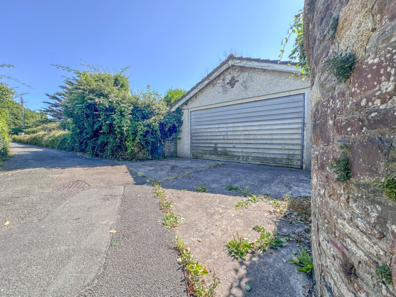 Thalloo Ard, 19 Queens Drive, Peel, photograph 37